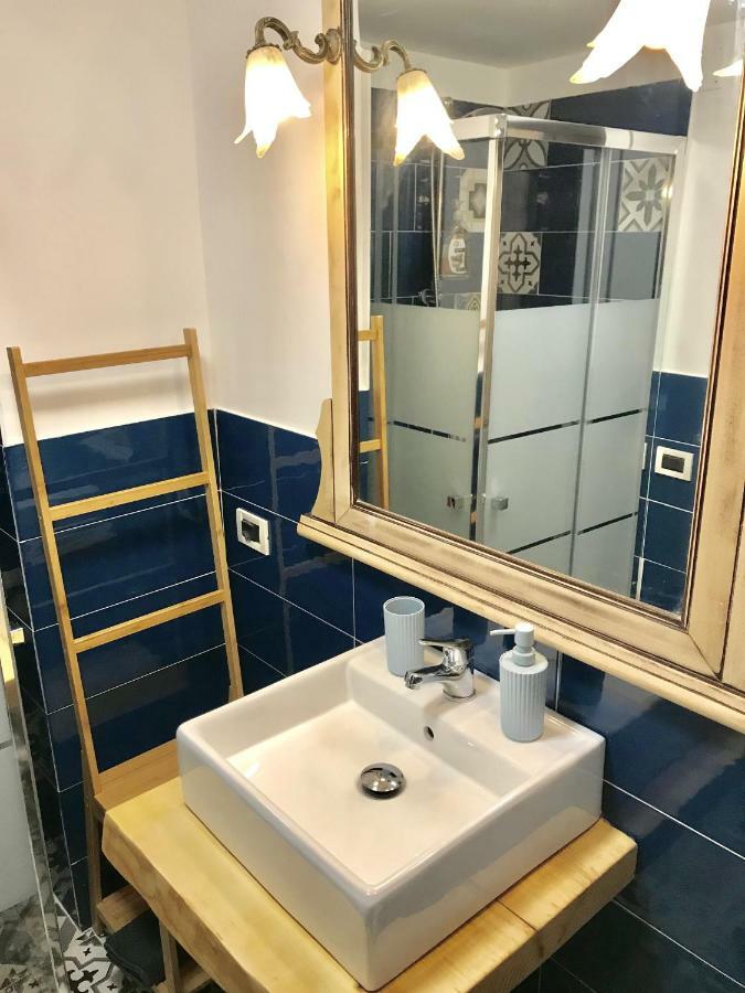 La Casa Di Hoby Apartman Nápoly Kültér fotó